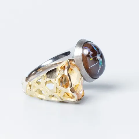 Bague Annabelle en or jaune et blanc sertie d'une opale boulder et d'une citrine